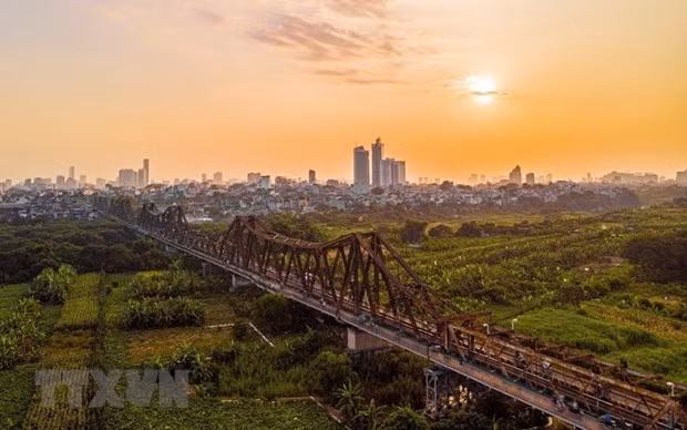 Cầu Long Biên là biểu tượng lịch sử của Thủ đô Hà Nội. (Ảnh: Phạm Tuấn Anh/TTXVN)