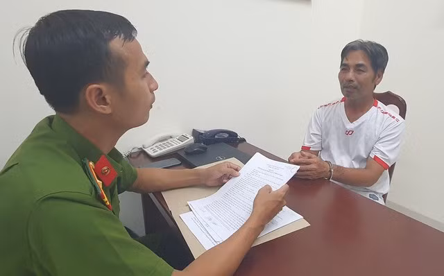 Cơ quan công an đang tạm giữ hình sự Hoàng Thanh Bình để điều tra về hành vi giết người Cơ quan công an đang tạm giữ hình sự Hoàng Thanh Bình để điều tra về hành vi giết người
