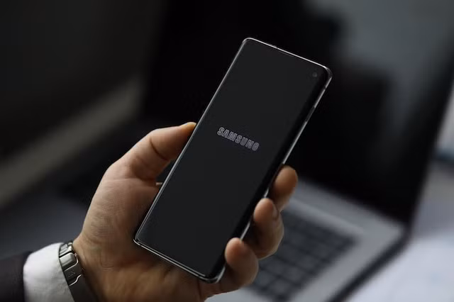 Lỗ hổng bảo mật trên điện thoại Samsung đã được CISA đưa vào danh mục KEV. ẢNH CHỤP MÀN HÌNH