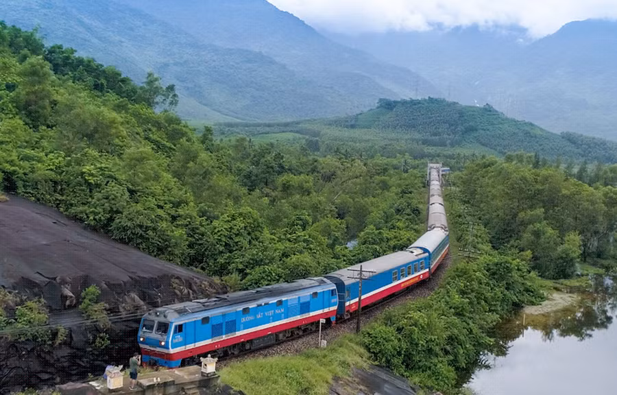 Nghiên cứu, điều chỉnh quy định về niên hạn sử dụng phương tiện giao thông đường sắt. (Ảnh: Minh Sơn/Vietnam+)