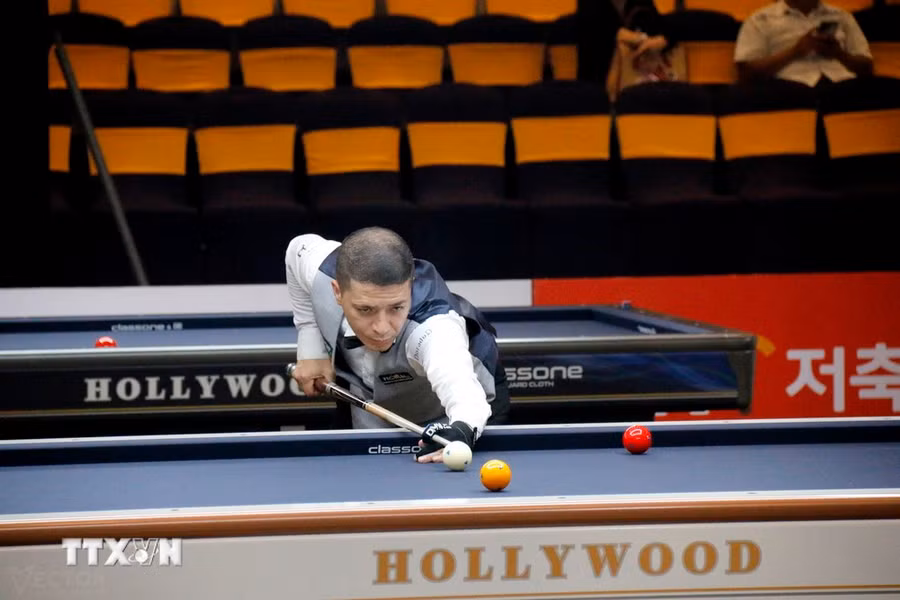 Các cơ thủ thi đấu tại Giải Billiards carom 3 băng vô địch cá nhân thế giới lần thứ 76. (Ảnh: Nguyễn Thanh/TTXVN)