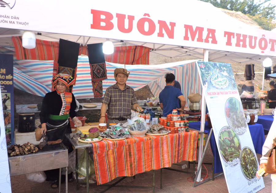 Một số đơn vị của thành phố Buôn Ma Thuột (tỉnh Đăk Lăk) tham gia Liên hoan. Ảnh: TH