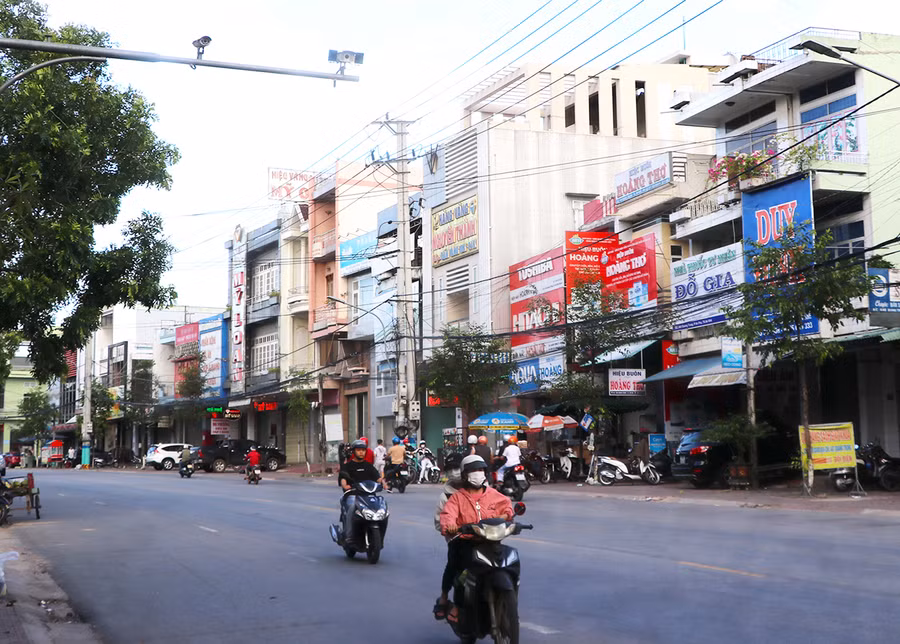 Hệ thống camera giám sát an ninh, góp phần bảo đảm tình hình ANTT, an toàn xã hội trên toàn thị xã An Khê. Ảnh: An Phát