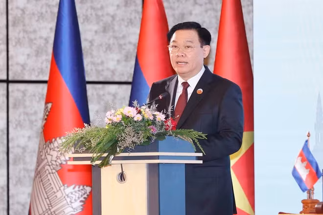 Chủ tịch Quốc hội Vương Đình Huệ phát biểu. (Ảnh: Doãn Tấn/TTXVN) Chủ tịch Quốc hội Vương Đình Huệ phát biểu. (Ảnh: Doãn Tấn/TTXVN)