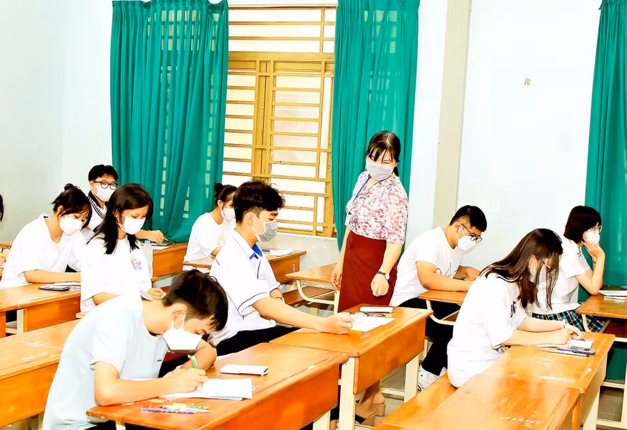 Thí sinh tham dự kỳ thi đánh giá năng lực do Đại học Quốc gia TPHCM tổ chức tại tỉnh Đồng Nai