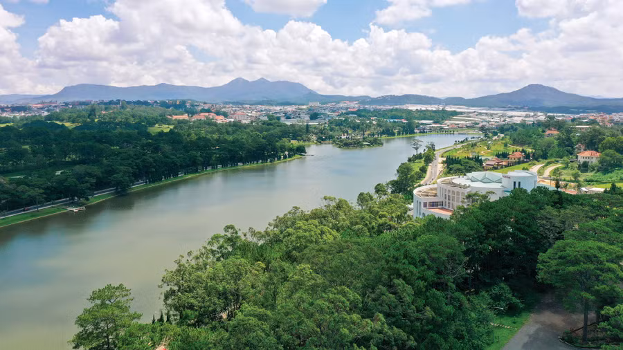 Đà Lạt có nhiều lợi thế về địa hình, khí hậu để xây dựng công viên khoa học. Ảnh: Nguyễn Nghĩa