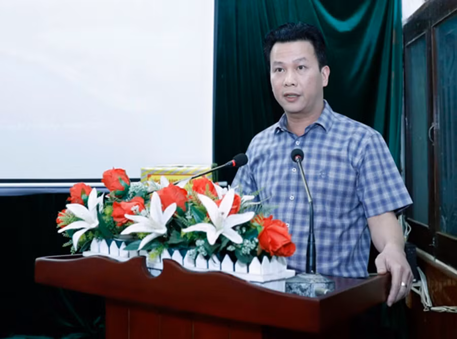 Đồng chí Đặng Quốc Khánh-Ủy viên ban Chấp hành Trung ương Đảng, Bí thư Ban cán sự Đảng, Bộ trưởng Bộ Tài nguyên và Môi trường phát biểu tại buổi làm việc với Đài KTTV khu vực Tây Nguyên. Ảnh: Lê Nam