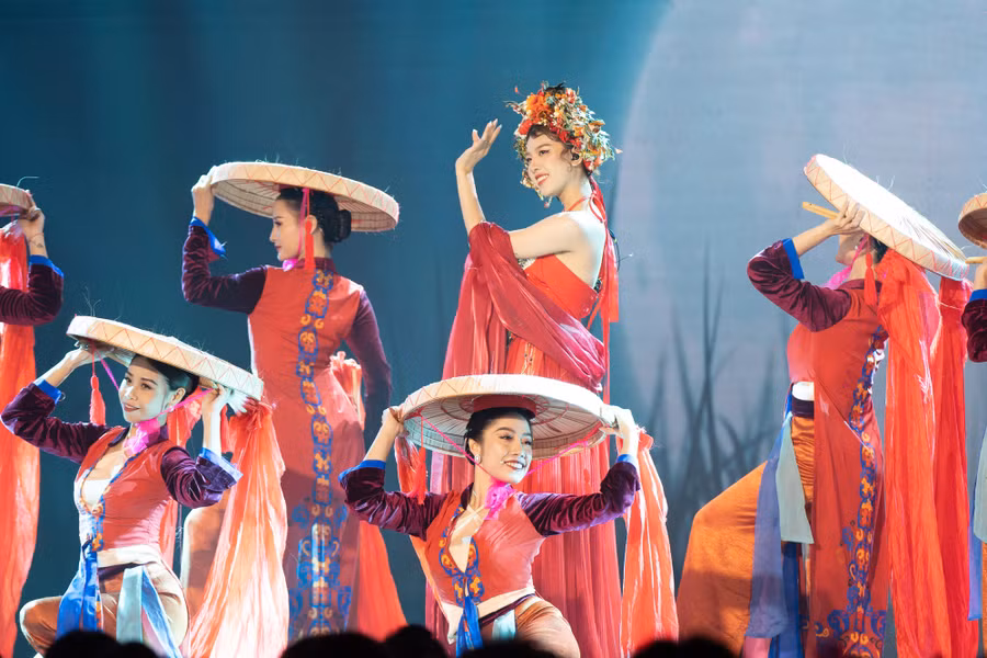 Lamoon Diễm Hằng là một trong những thí sinh thường xuyên nhận được lời khen của ban giám khảo khi liên tục thay đổi phong cách. Ảnh: NVCC