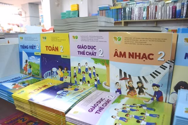 Sách giáo khoa theo chương trình giáo dục phổ thông mới. (Ảnh: PV/Vietnam+)