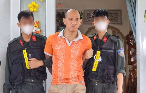 Đối tượng Nguyễn Phi Vũ (tự Vũ “Công”) bị bắt. Ảnh: CACC