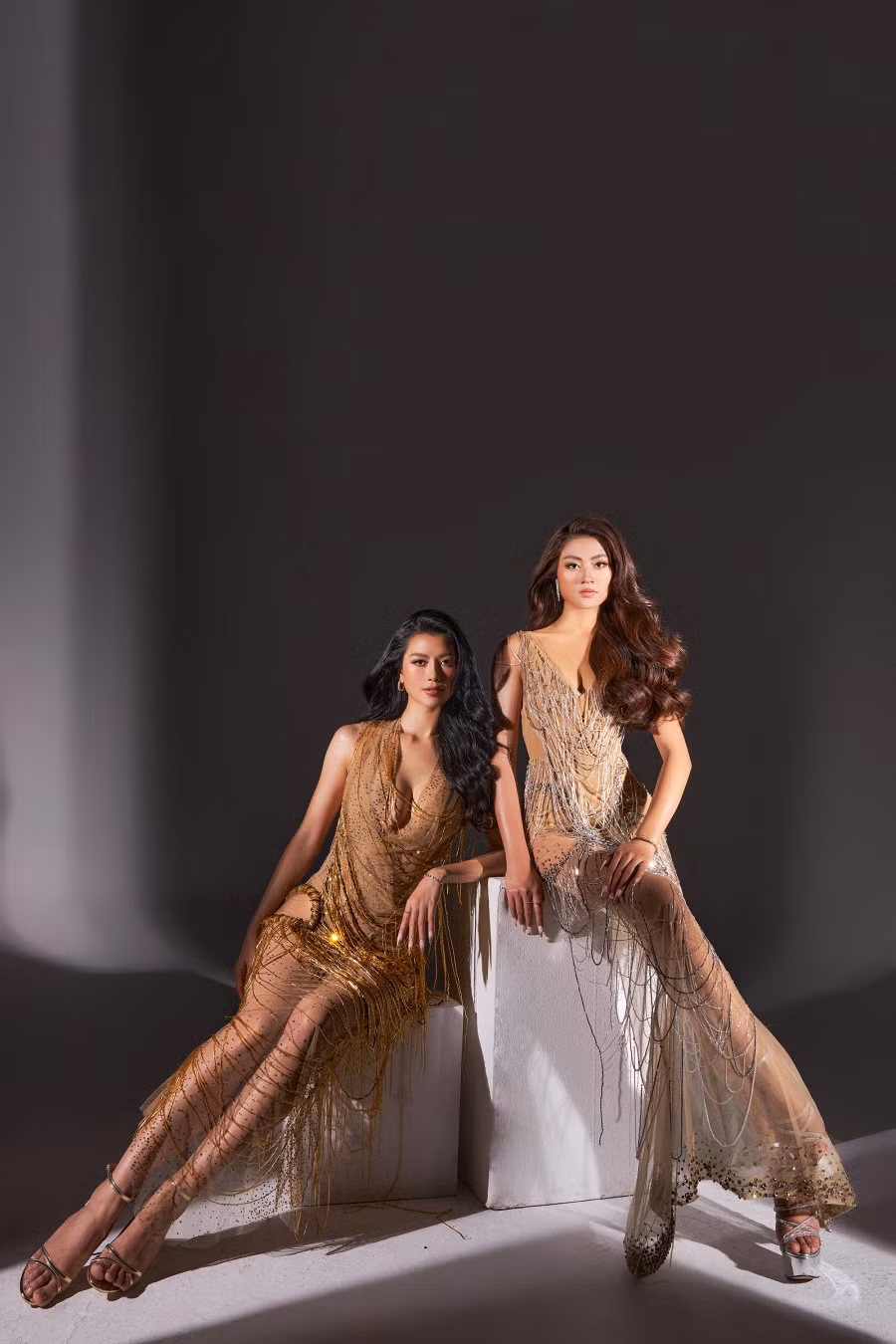 Ở thời điểm hiện tại, nếu Hoa hậu Xuân Hạnh đang trong quá trình chuẩn bị cho Miss Cosmo thì Á hậu Hoàng Thị Nhung cũng bắt đầu thử sức với công việc diễn xuất trong MV của ca sĩ Cao Thái Sơn. Ảnh: Hoàng Phúc