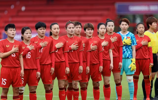 Đội tuyển nữ Việt Nam nhọc nhằn giành vé vượt qua vòng bảng. Ảnh: Ngọc Dương
