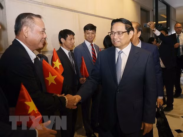 Thủ tướng Phạm Minh Chính đến Washington D.C. (Ảnh: Dương Giang/TTXVN)