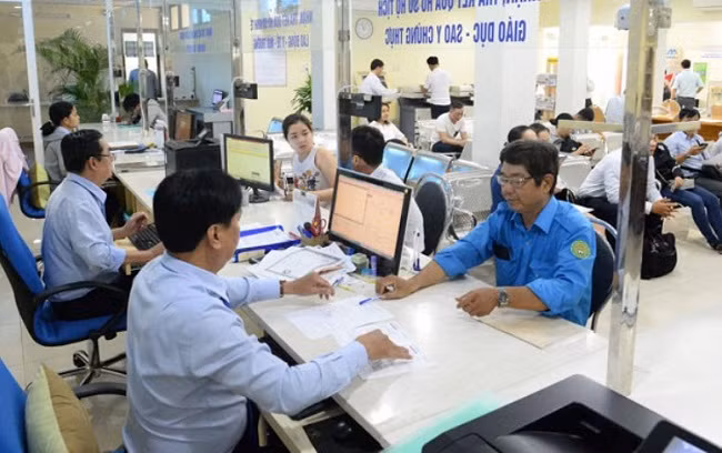 Bộ Nội vụ hoàn thiện cơ sở dữ liệu quốc gia về cán bộ, công chức, viên chức kết nối, chia sẻ dữ liệu với Cơ sở dữ liệu quốc gia về dân cư, hoàn thành trong tháng 6-2023. Ảnh minh họa/TTXVN