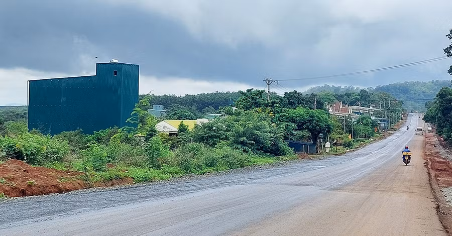 Một cơ sở nuôi yến xây dựng ở khu dân cư thôn Ia Chía (xã Ia Nan, huyện Đức Cơ) nhưng không bị xử lý. Ảnh: T.T