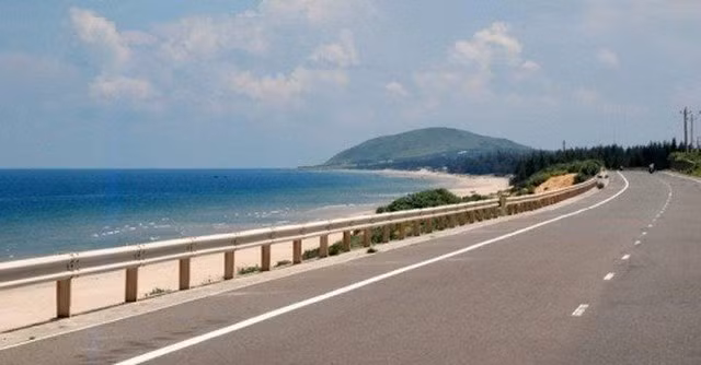 Bến tre tập trung phát triển hạ tầng giao thông ven biển, cảng biển, hạ tầng logistics, công nghiệp chế biến, chế tạo... (ảnh minh họa)