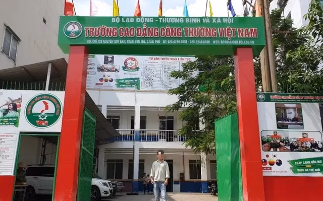 Trường CĐ Công thương Việt Nam cơ sở TP.HCM từng bổ nhiệm ông Nguyễn Trưởng Hải vào vị trí trưởng khoa công nghệ thông tin. WEBSITE TRƯỜNG