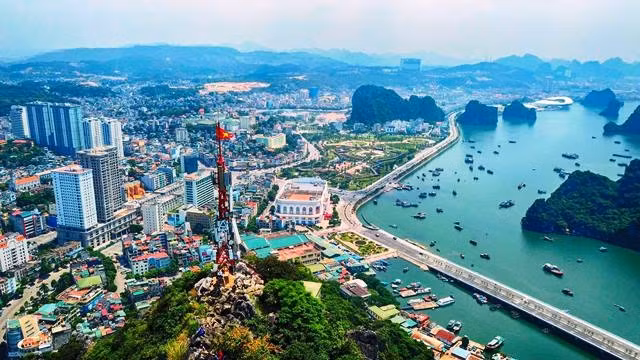 Khẩn trương phối hợp với các Bộ, ngành để tiếp tục nghiên cứu, hoàn thiện cơ chế, chính sách đặc thù thí điểm đề xuất cho vùng đồng bằng Sông Hồng nói chung và TP. Hải Phòng, tỉnh Quảng Ninh, tỉnh Hải Dương nói riêng. Ảnh nguồn internet