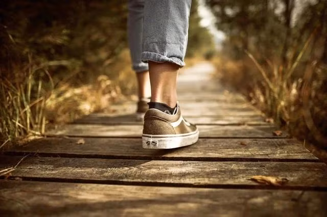 Phát hiện thêm một lợi ích tuyệt vời của đi bộ. Ảnh: Shutterstock