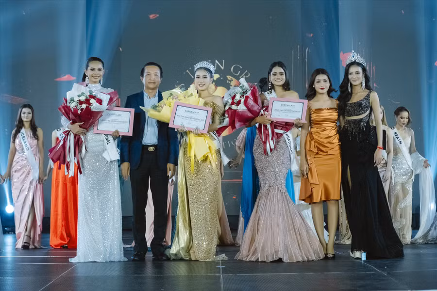 Nguyễn Trang Nguyệt Minh đăng quang "Miss Teen Grand International 2023". Ảnh: Nhân vật cung cấp