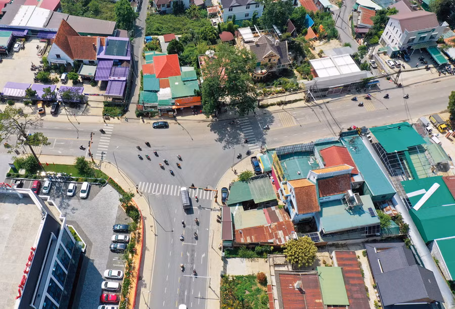 Hệ thống đèn tín hiệu, camera giao thông trên địa bàn TP Đà Lạt Hệ thống đèn tín hiệu, camera giao thông trên địa bàn TP Đà Lạt