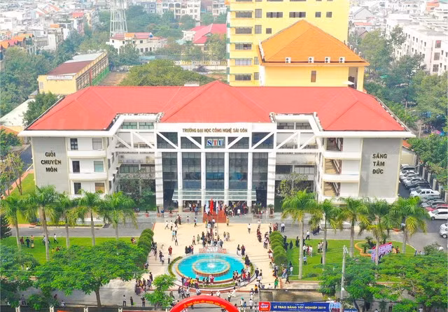 Trường Đại học dân lập Công nghệ Sài Gòn là một trong 2 trường đại học dân lập chưa thực hiện việc chuyển đổi sang loại hình trường đại học tư thục. Ảnh nguồn VGP