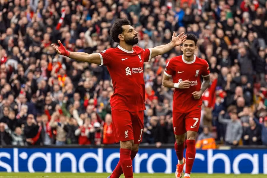 Salah góp công đưa Liverpool trở lại ngôi đầu Premier League. (Nguồn: Getty Images)