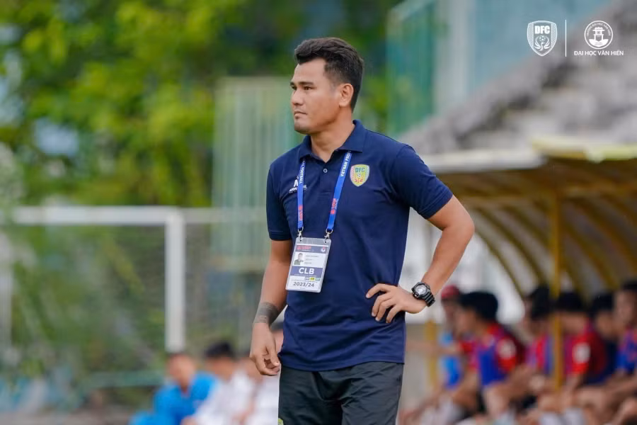 HLV Phan Thanh Bình mong Trần Gia Bảo sẽ bay cao trong màu áo HAGL. ẢNH: NVCC HLV Phan Thanh Bình mong Trần Gia Bảo sẽ bay cao trong màu áo HAGL. ẢNH: NVCC