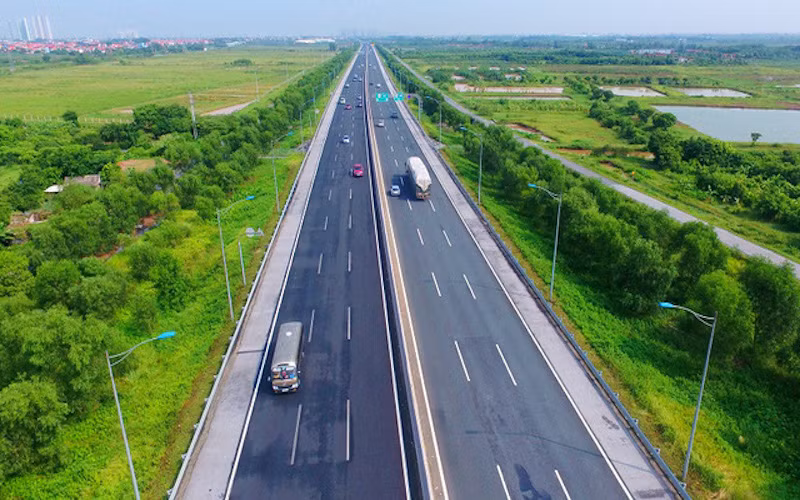 Bình Định cùng các bộ, ngành, địa phương khẩn trương chuẩn bị, lập dự án, triển khai dự án tuyến cao tốc Pleiku-Quy Nhơn, đoạn qua tỉnh nào thì tỉnh đó làm. Ảnh nguồn internet