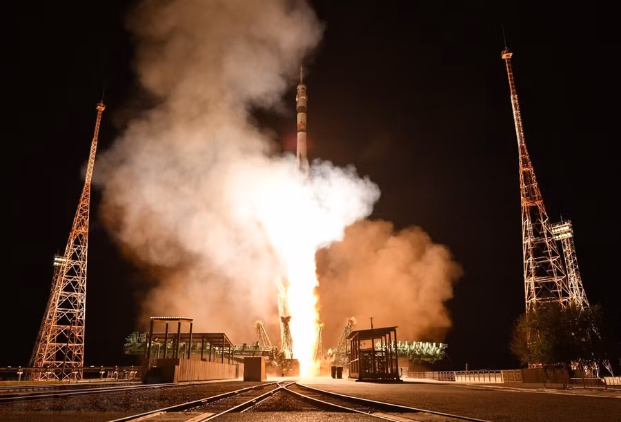 Tàu vũ trụ Soyuz MS-24 rời bệ phóng tại sân bay vũ trụ Baikonur ở Kazakhstan, ngày 15/9/2023. (Ảnh: AFP/TTXVN)