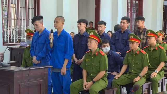 Các bị cáo tại tòa