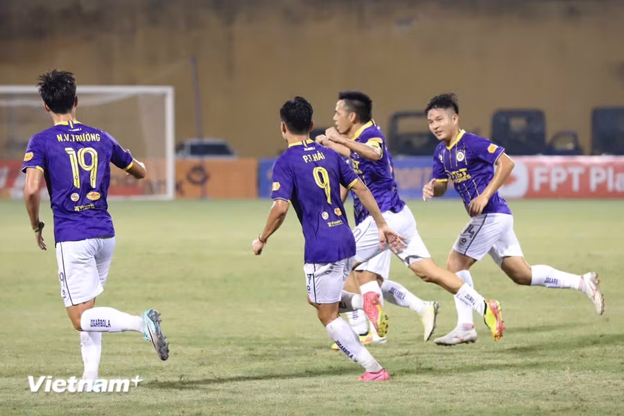 Thủ lĩnh Văn Quyết một lần nữa lên tiếng vào thời điểm Hà Nội FC cần anh nhất. (Ảnh: Việt Anh/Vietnam+)