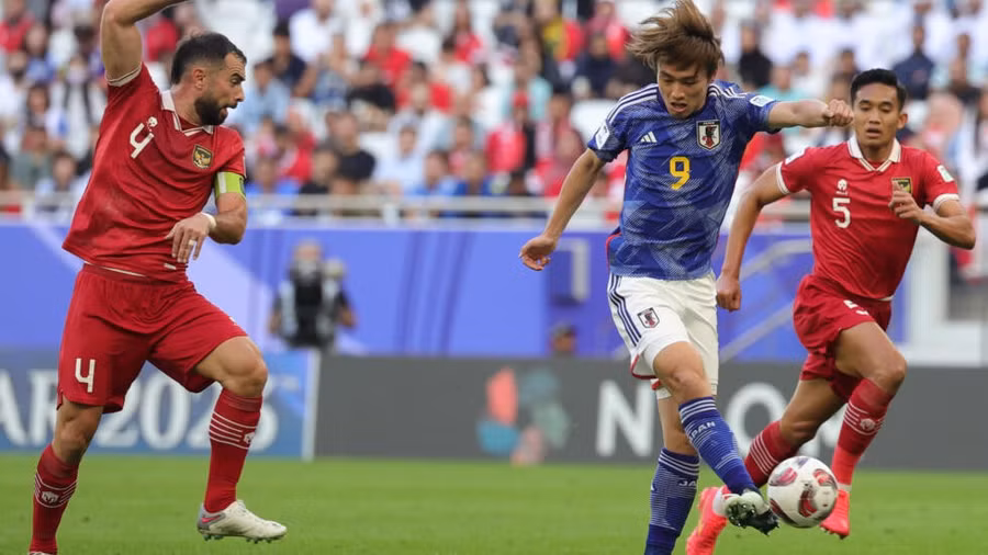 Ayase Ueda lập cú đúp giúp Nhật Bản thẳng tiến vòng 1/8 Asian Cup 2023. (Nguồn: AFP) Ayase Ueda lập cú đúp giúp Nhật Bản thẳng tiến vòng 1/8 Asian Cup 2023. (Nguồn: AFP)
