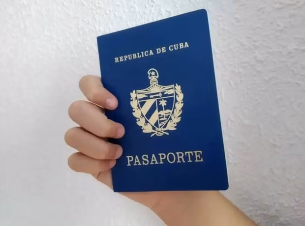 Hộ chiếu Cuba. (Nguồn: Opapeleo)