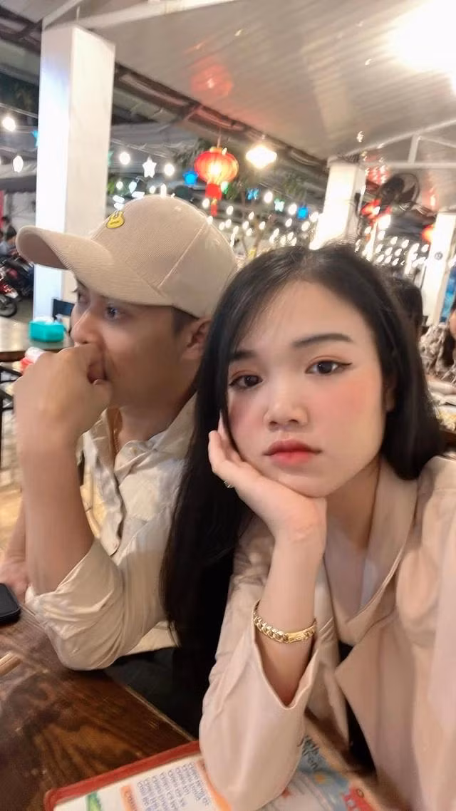 Vợ anh luôn động viên chồng cố gắng