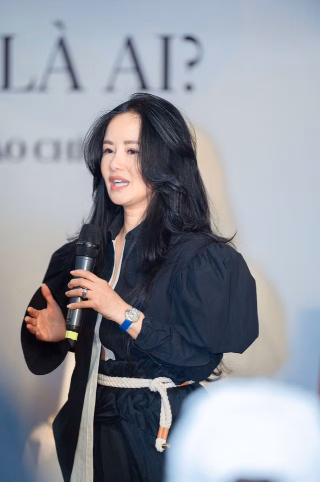 Ca sĩ Hồng Nhung sẽ thực hiện đêm nhạc Trịnh theo phong cách blue-jazz Ca sĩ Hồng Nhung sẽ thực hiện đêm nhạc Trịnh theo phong cách blue-jazz