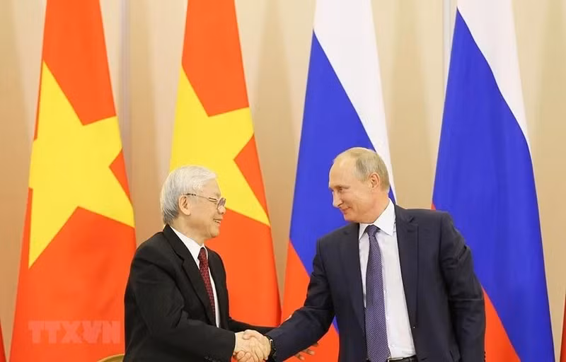 Tổng Bí thư Nguyễn Phú Trọng và Tổng thống Vladimir Putin tại Sochi, Liên bang Nga, tháng 9/2018. (Ảnh: TTXVN) Tổng Bí thư Nguyễn Phú Trọng và Tổng thống Vladimir Putin tại Sochi, Liên bang Nga, tháng 9/2018. (Ảnh: TTXVN)