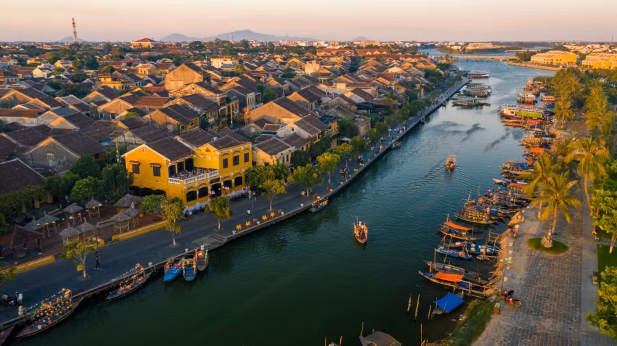 Phố cổ Hội An bên dòng sông Hoài. Ảnh: BÙI VĂN HẢI Phố cổ Hội An bên dòng sông Hoài. Ảnh: BÙI VĂN HẢI