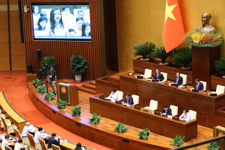 Đại biểu tham gia thảo luận ở hội trường. (Ảnh: TTXVN) Đại biểu tham gia thảo luận ở hội trường. (Ảnh: TTXVN)