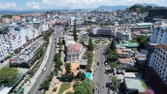 Những người thu hút được hỗ trợ giải quyết cho thuê, thuê mua, mua nhà ở xã hội hoặc thuê nhà ở công vụ theo quy định. ẢNH: GIA BÌNH