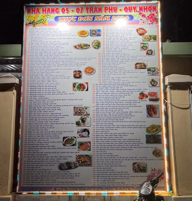 Thực đơn nhà hàng với 169 món gây sốt mạng xã hội.