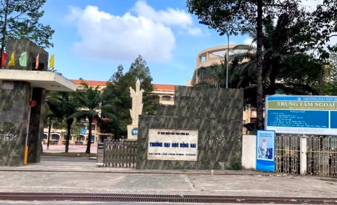 Thêm 3 cán bộ liên quan đến sai phạm tại Trường Đại học Đồng Nai bị bắt - Ảnh 1. Một góc Trường Đại học Đồng Nai.
