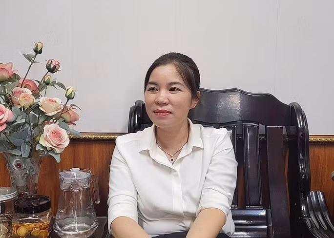 Bà Đỗ Thị Trang, Phó bí thư Đảng ủy, Chủ tịch UBND phường Quảng Thành, bị kỷ luật khiển trách do đã vi phạm trong công tác lãnh đạo chỉ đạo, thực hiện chức trách nhiệm vụ được giao. Ảnh: H.M.