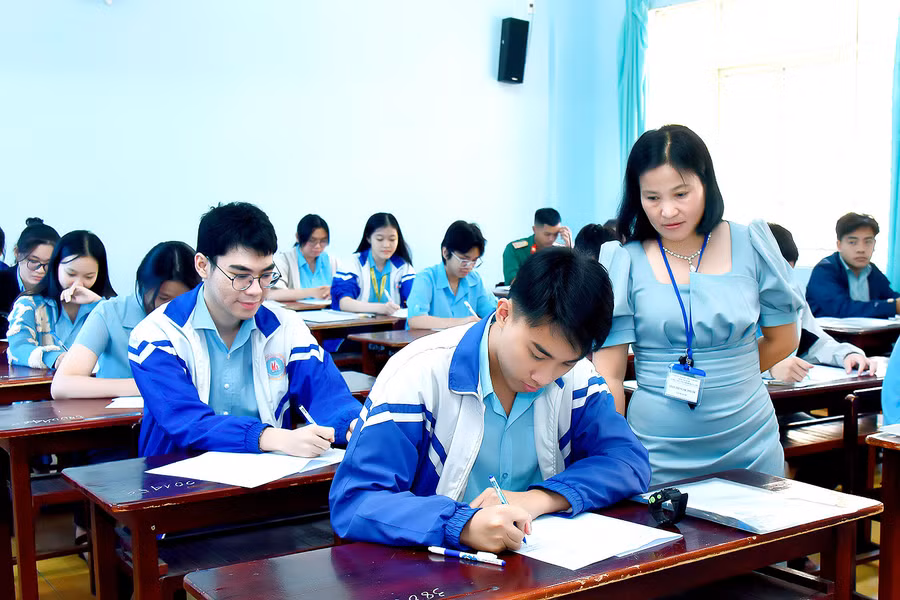 Thí sinh tham dự kỳ thi tốt nghiệp THPT năm 2023. Ảnh: Đức Thụy