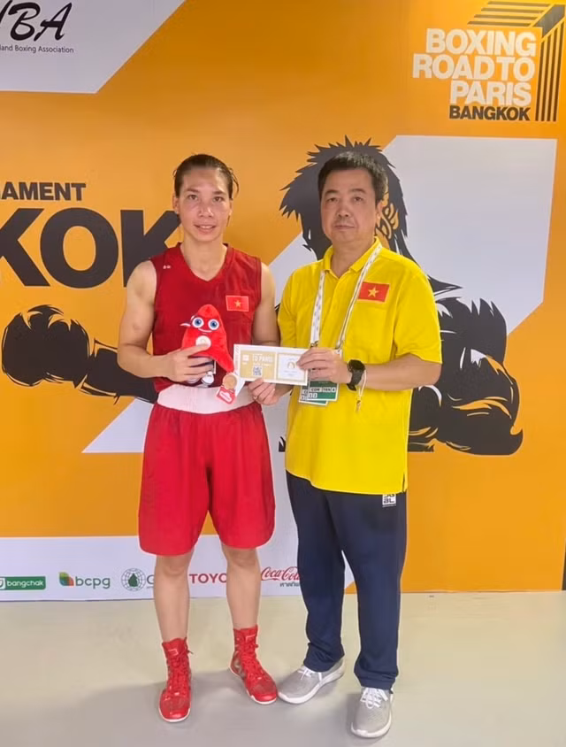 Hà Thị Linh và tấm vé đến Olympic Paris.