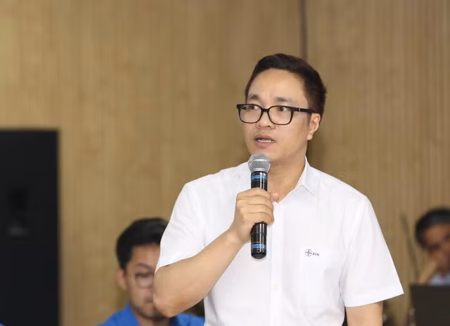 Ông Cao Quang Quỳnh phát biểu tại hội nghị. Ảnh BẢO ANH