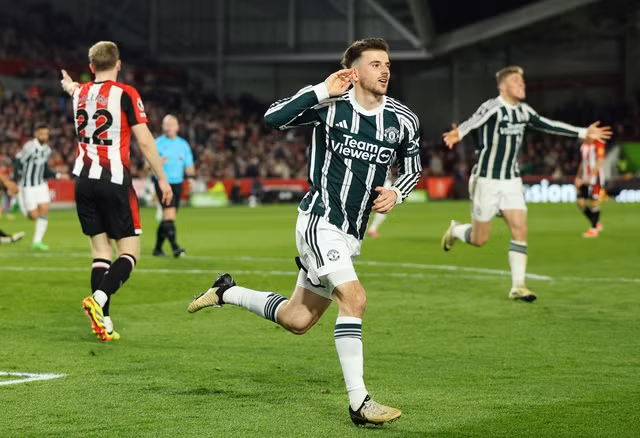 Mason Mount lập công sau khi vào sân ở hiệp 2.