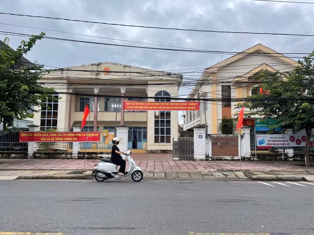 UBND P.Thống Nhất. Ảnh: ĐỨC NHẬT