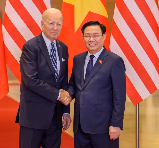 Tổng thống Mỹ Joe Biden hội kiến Chủ tịch Quốc hội Vương Đình Huệ. Ảnh: ĐẬU TIẾN ĐẠT