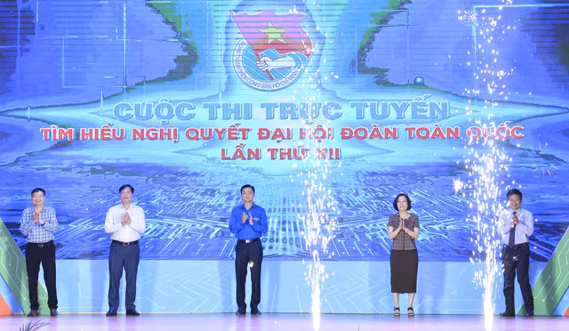 Ban tổ chức phát động cuộc thi. Ảnh: Vũ Đức